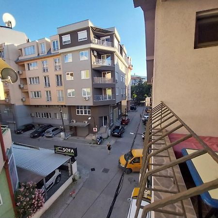 Dm Hostel And Apartments Скопие Екстериор снимка